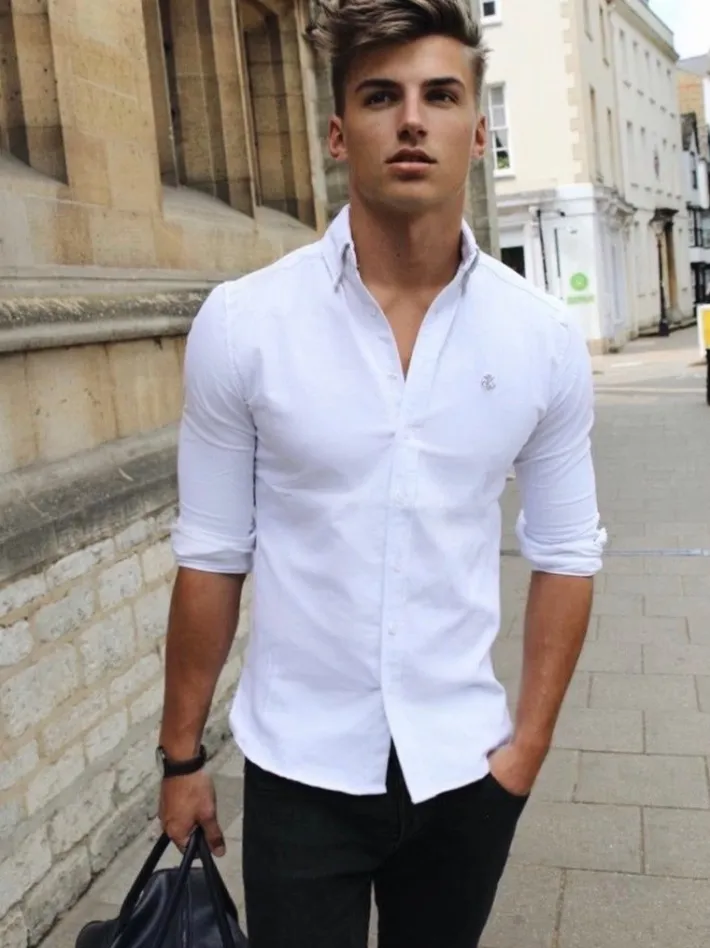 Trending*Blakely Clothing Aylsham Fitted Stretch Shirt