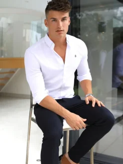 Trending*Blakely Clothing Caspian Fitted Stretch Shirt