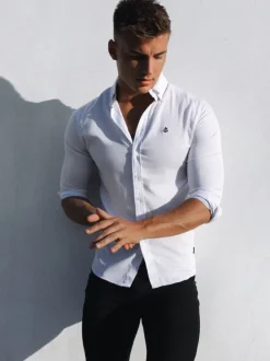 Trending*Blakely Clothing Caspian Fitted Stretch Shirt