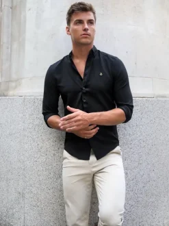 Trending*Blakely Clothing Farringdon Fitted Stretch Shirt