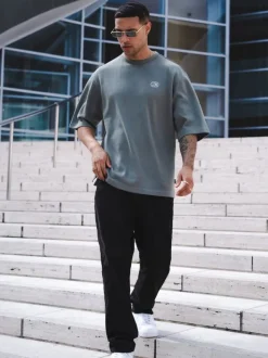 Trending*Blakely Clothing Icon Oversized T-Shirt