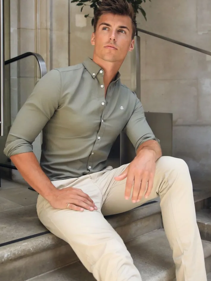 Trending*Blakely Clothing Merrick Fitted Stretch Shirt