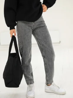 Jeans*Blakely Clothing Mom Jeans