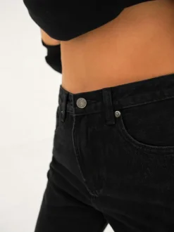 Jeans*Blakely Clothing Mom Jeans