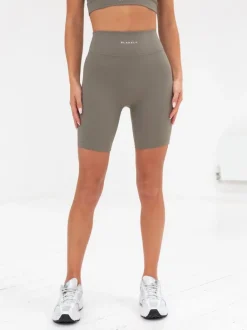 Trending*Blakely Clothing Ultimate Active Shorts