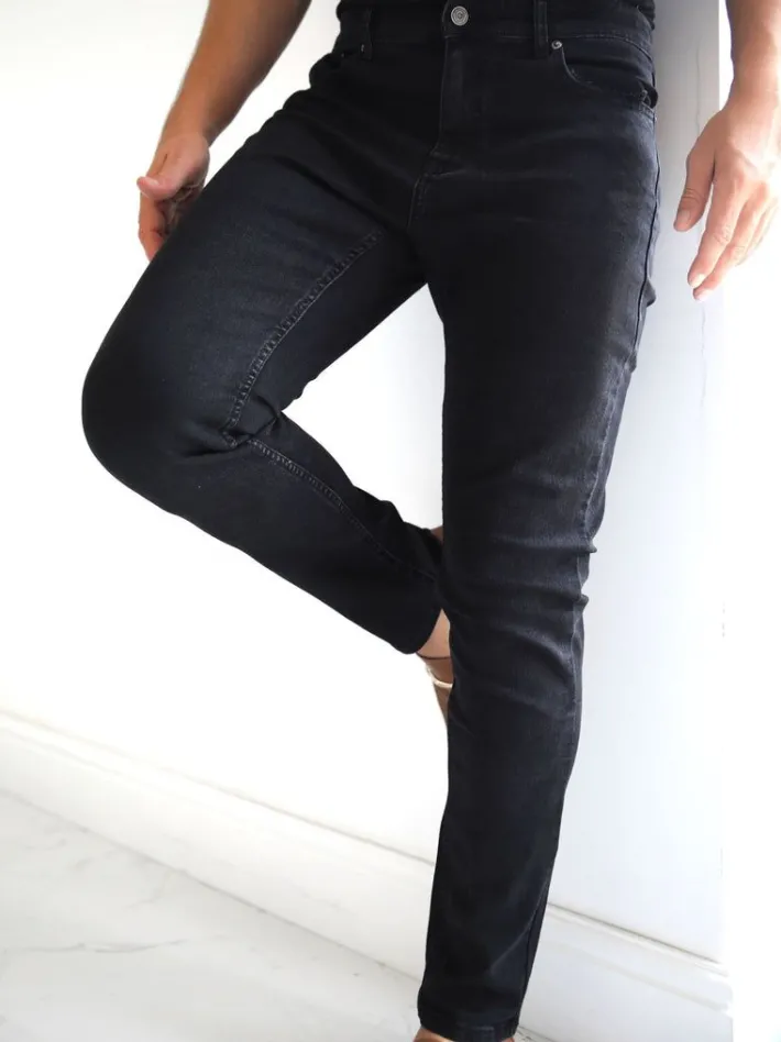 Trending*Blakely Clothing Vol. 9 Slim Jeans